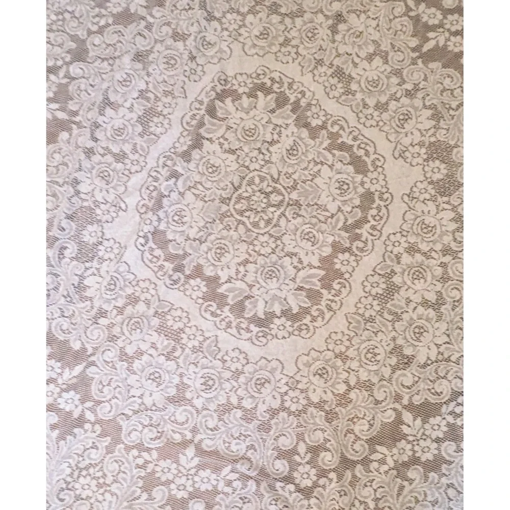 Vintage White Lace Artistry Table Topper Tablecloth 36